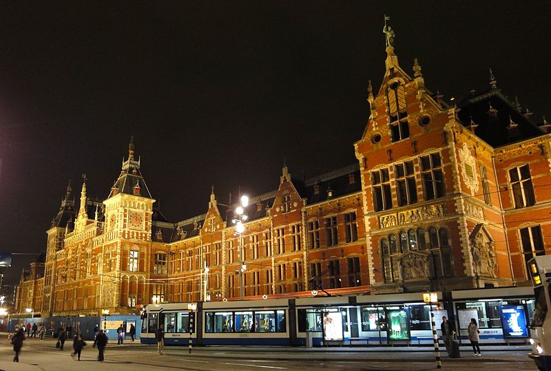 Why a trip to Amsterdam should be on your bucket list!