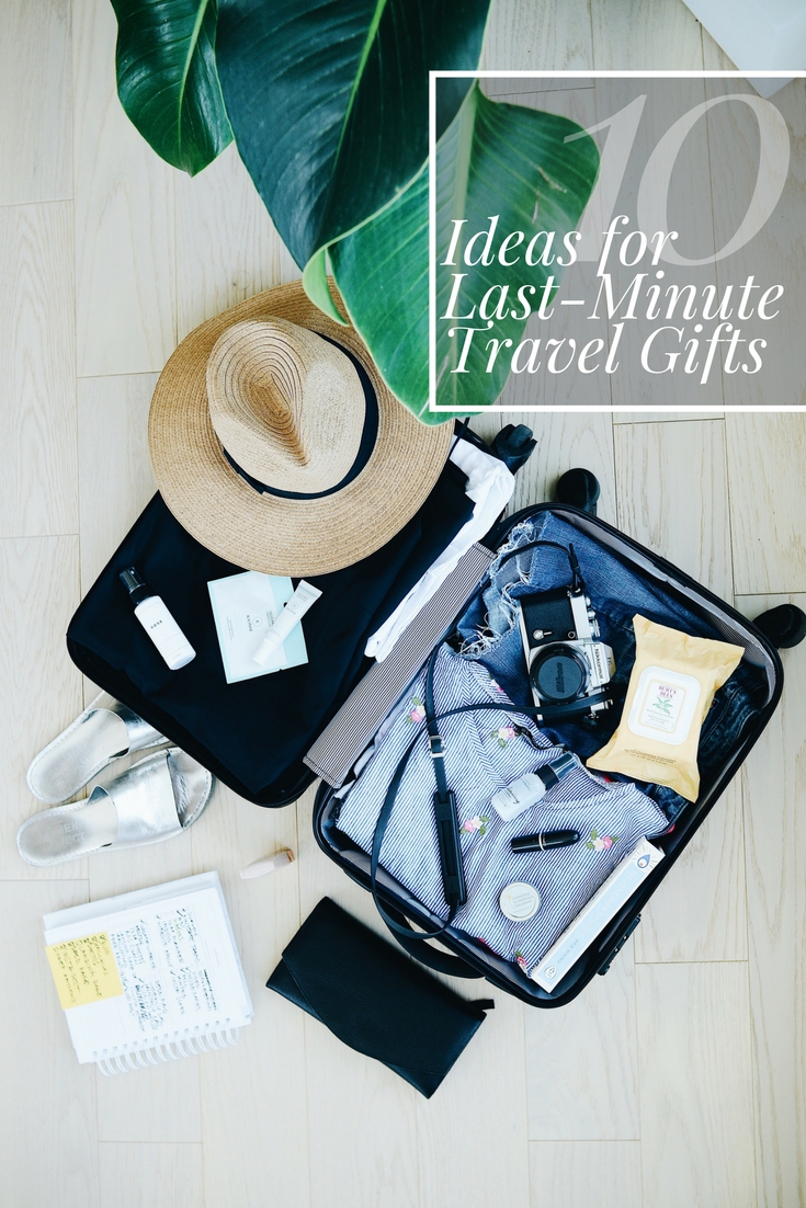 10 Gifts for a Person who Loves to Travel