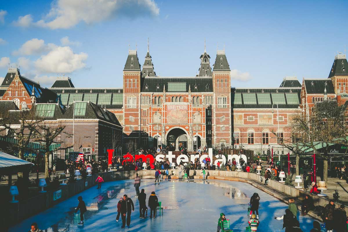 Avoiding the Crowds: A Discerning Traveler’s Guide to Amsterdam