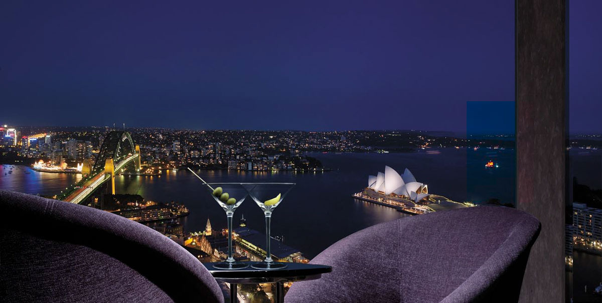Blu Bar on 36 A Look Inside the Shangri-La Hotel in Sydney, Australia
